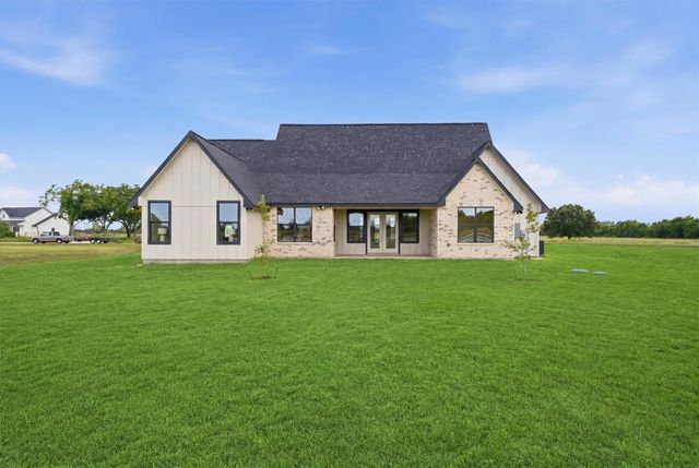 5024 Sophie Slansky Way, Sealy, TX 77474