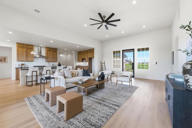 5024 Sophie Slansky Way, Sealy, TX 77474