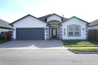 3118 Stone Creek Dr, Corpus Christi, TX 78410