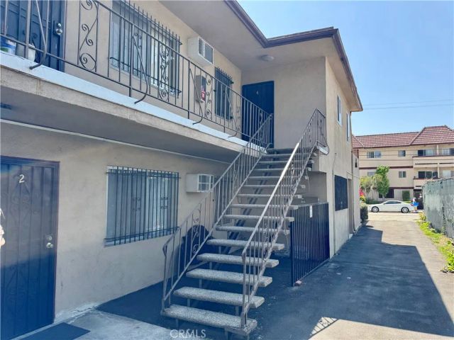 540 N Madison 4, Los Angeles, CA 90004