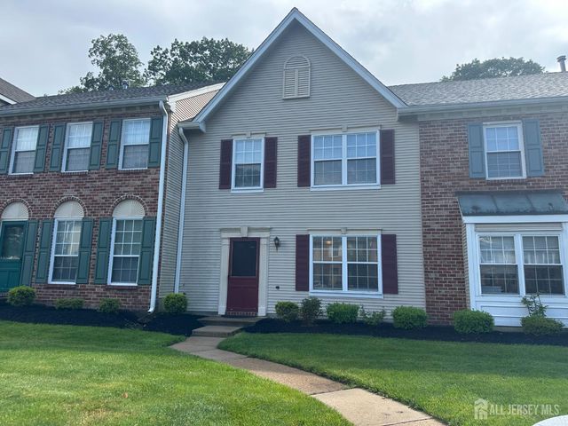 13 Albury Way, North Brunswick, NJ 08902