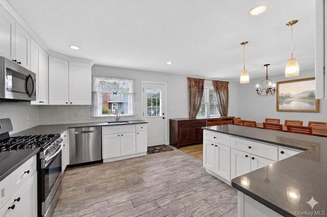 7 Frost Lane, Hartsdale, NY 10530