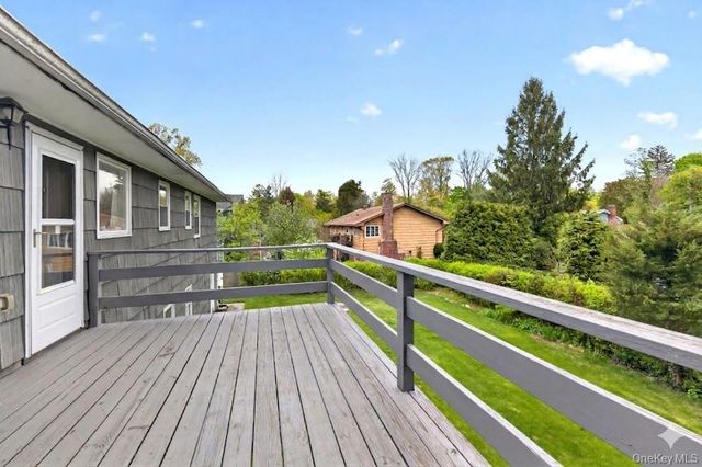 7 Frost Lane, Hartsdale, NY 10530