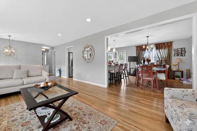 7 Frost Lane, Hartsdale, NY 10530