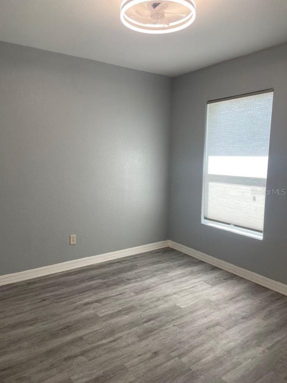 Image 11 of property listing at 2405 HARPER STREET, Tampa, FL 33605