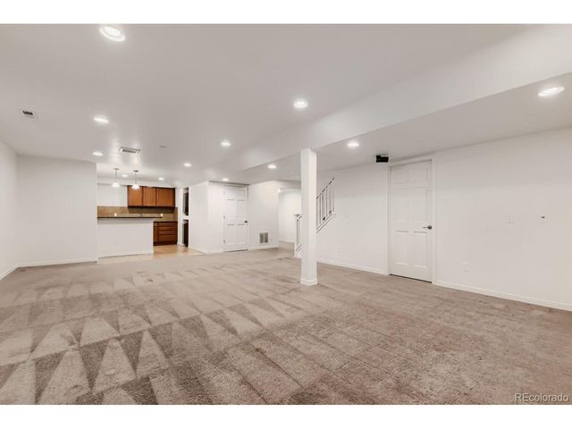14338 Lakeview Ln, Broomfield, CO 80023