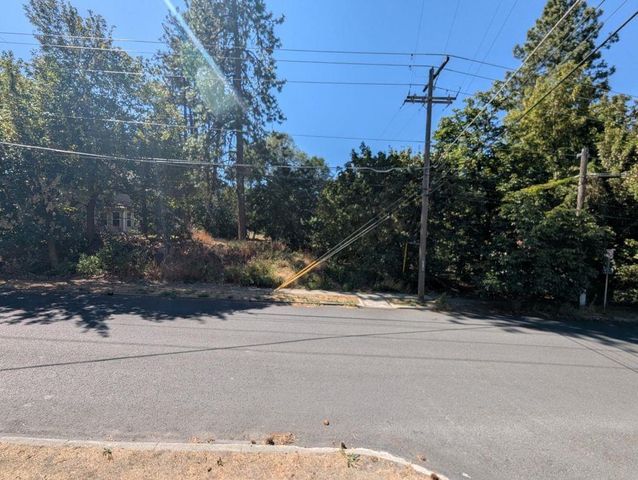 962 S Arthur St, Spokane, WA 99002