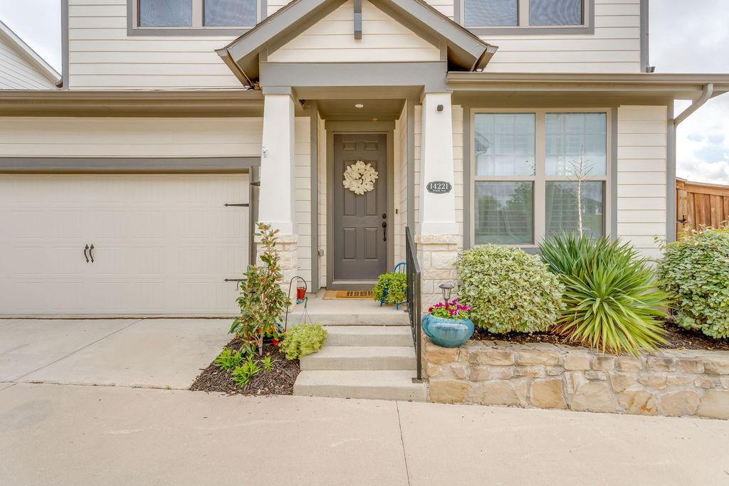 14221 Walsh Avenue, Fort Worth, TX 76008