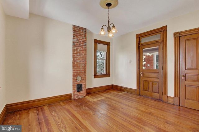 407 CARLISLE ST, Hanover, PA 17331