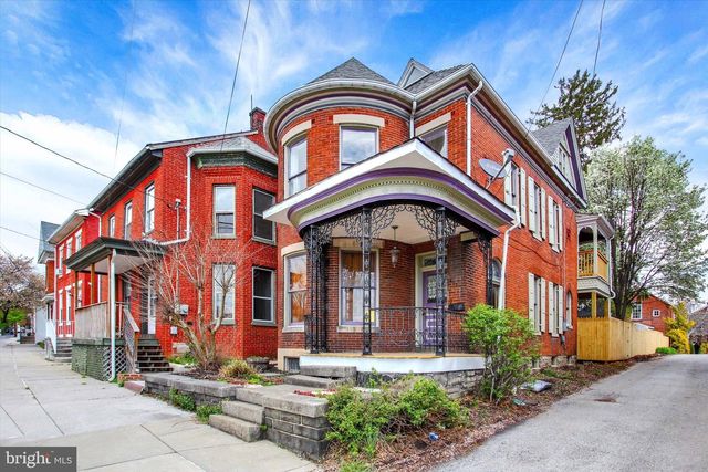 407 CARLISLE ST, Hanover, PA 17331