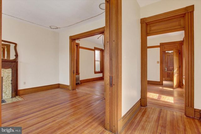 407 CARLISLE ST, Hanover, PA 17331