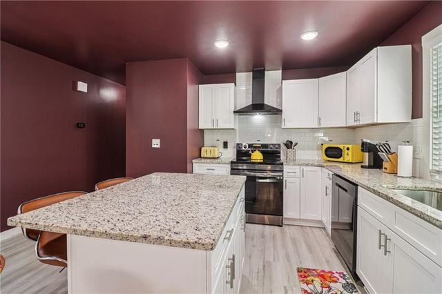 705 Garden Grove Drive, Lawrenceville, GA 30044