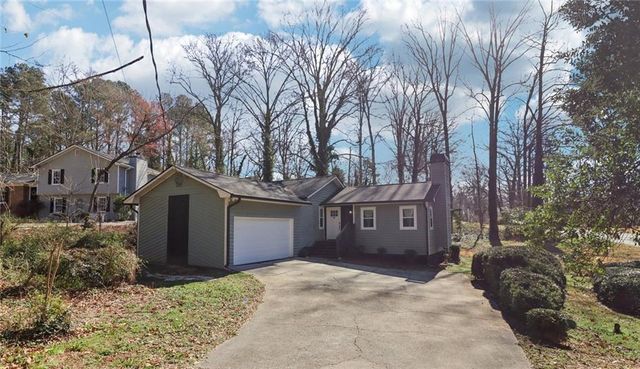 705 Garden Grove Drive, Lawrenceville, GA 30044