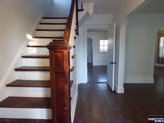 64 Cresskill Avenue, Cresskill, NJ 07626