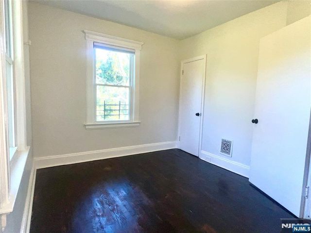 64 Cresskill Avenue, Cresskill, NJ 07626
