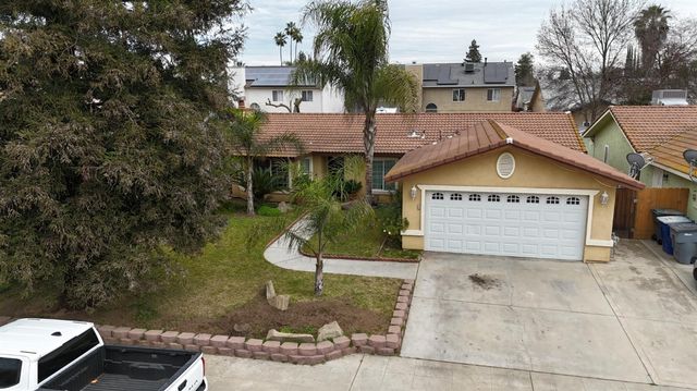 3806 N Cleo, Fresno, CA 93722