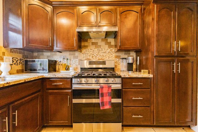 3806 N Cleo, Fresno, CA 93722