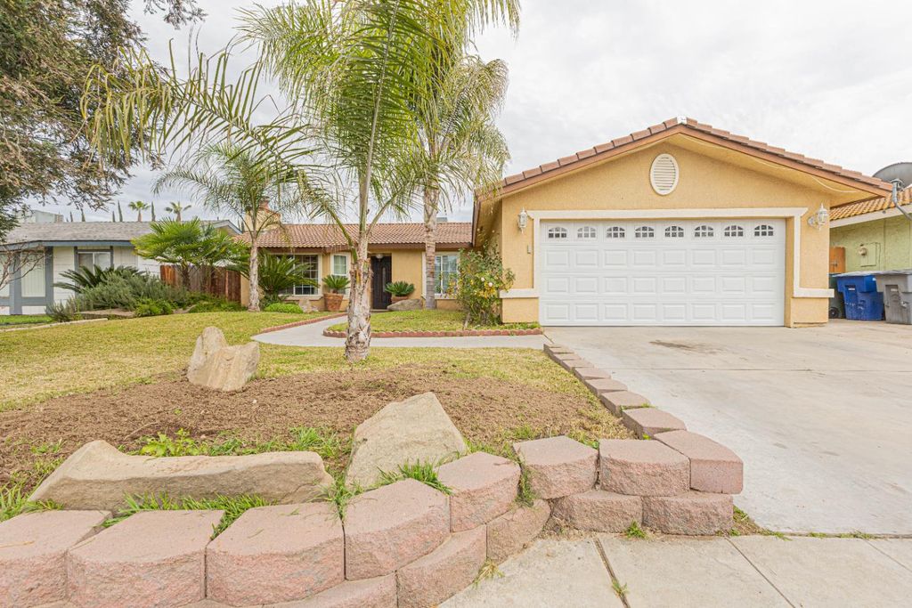 3806 N Cleo, Fresno, CA 93722