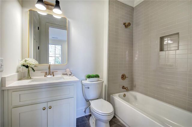 178 W Main Street 102, Cartersville, GA 30120