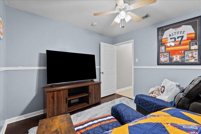 733 Yale Lane Lane, Deer Park, TX 77536