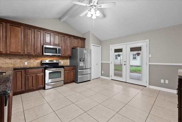 733 Yale Lane Lane, Deer Park, TX 77536