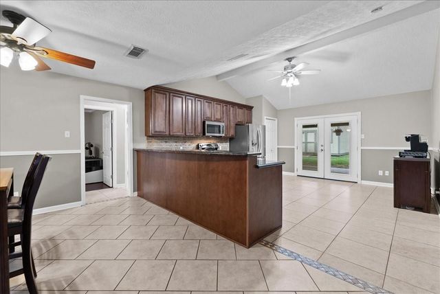 733 Yale Lane Lane, Deer Park, TX 77536