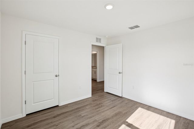 35992 SUNFLOWER HILL DRIVE, Zephyrhills, FL 33541