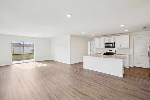 35992 SUNFLOWER HILL DRIVE, Zephyrhills, FL 33541