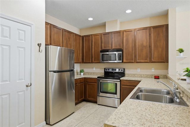 2211 BARRACUDA COURT, Holiday, FL 34691