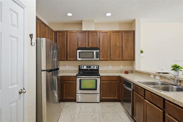 2211 BARRACUDA COURT, Holiday, FL 34691