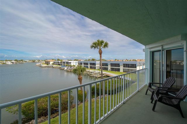 1750 COMMODORE BOULEVARD 2303, Cocoa Beach, FL 32931