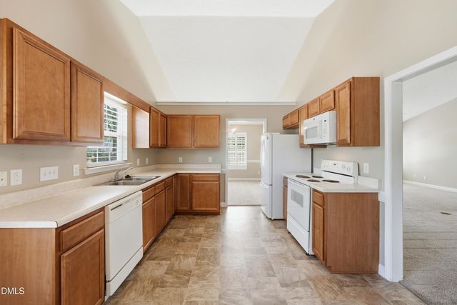 2035 Sweetbay Circle, Burlington, NC 27215