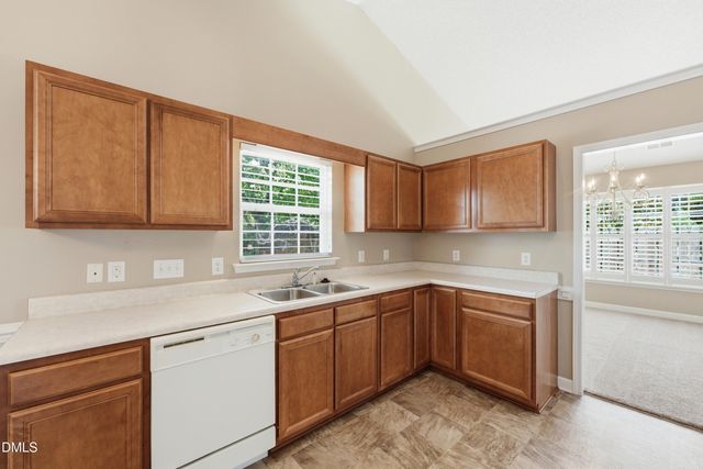 2035 Sweetbay Circle, Burlington, NC 27215