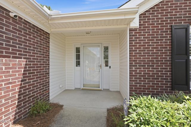 2035 Sweetbay Circle, Burlington, NC 27215