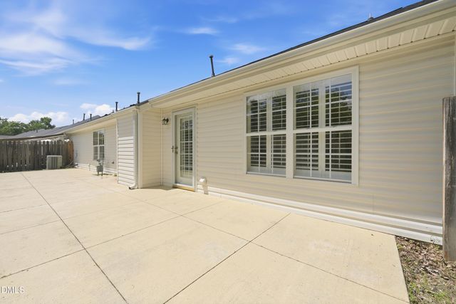 2035 Sweetbay Circle, Burlington, NC 27215