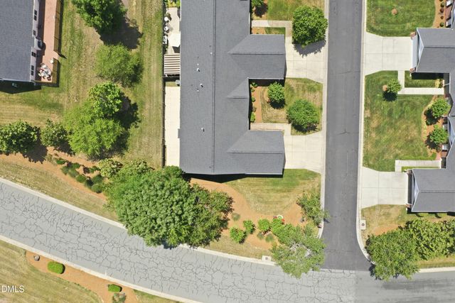 2035 Sweetbay Circle, Burlington, NC 27215