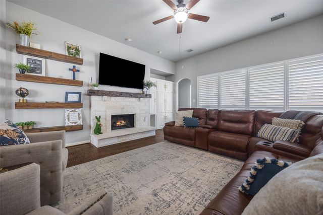 711 Country Meadow Drive, Murphy, TX 75094