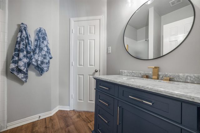 711 Country Meadow Drive, Murphy, TX 75094