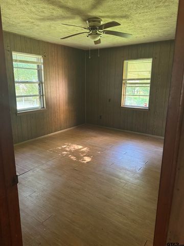 7532 Valley View Drive, Frankston, TX 75763