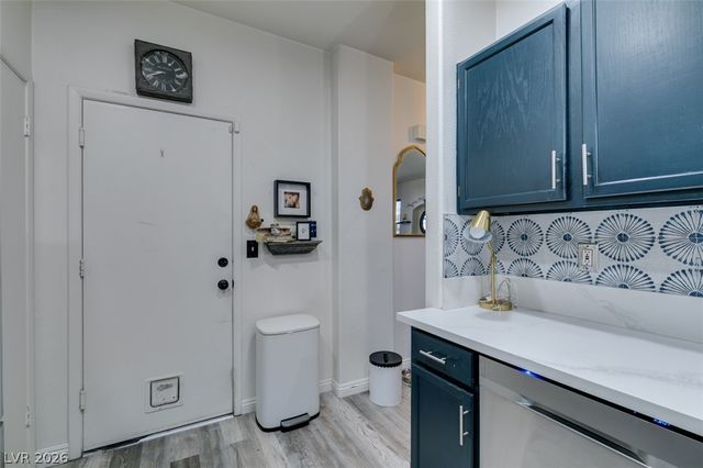 7221 Scenic Desert Court, Las Vegas, NV 89131