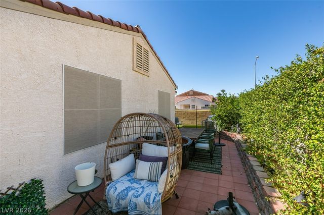 7221 Scenic Desert Court, Las Vegas, NV 89131