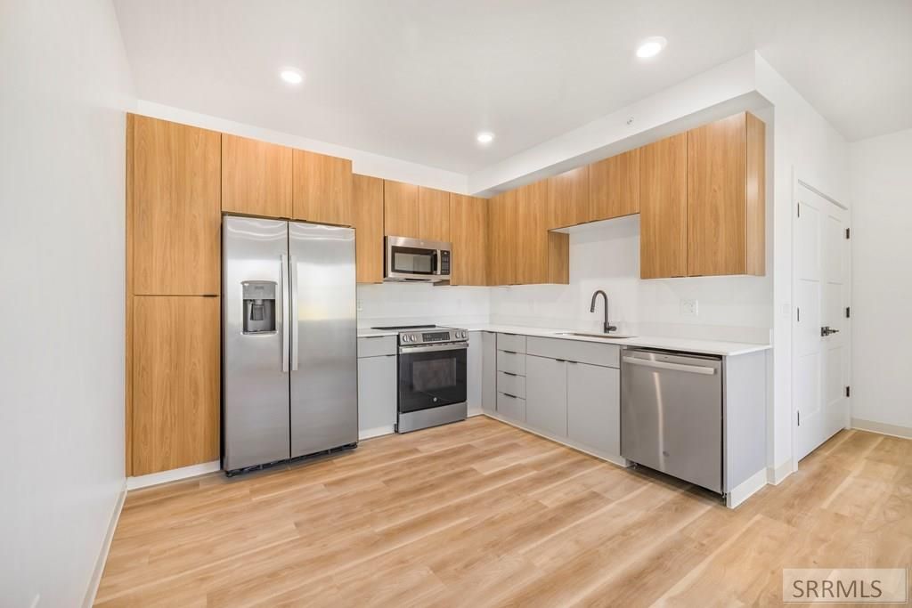 Image 4 of property listing at 525 N 1st Street # B102, Driggs, ID 83422