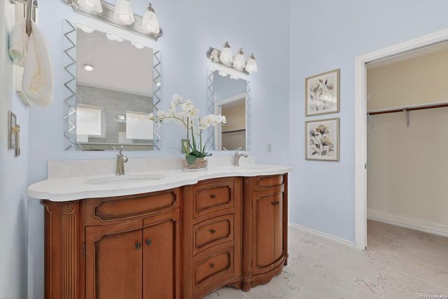 9203 Mirecourt, San Antonio, TX 78250