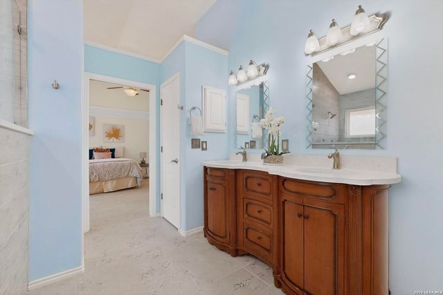 9203 Mirecourt, San Antonio, TX 78250