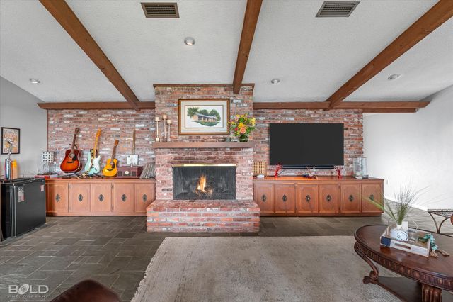 1821 Willow Point Drive, Shreveport, LA 71119