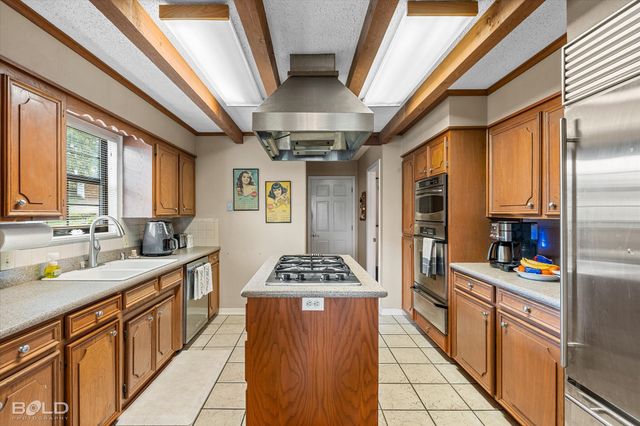 1821 Willow Point Drive, Shreveport, LA 71119