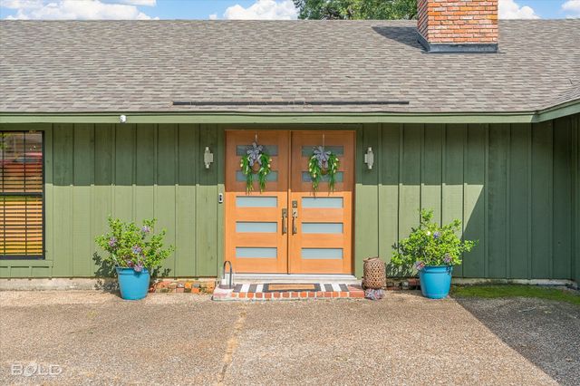 1821 Willow Point Drive, Shreveport, LA 71119