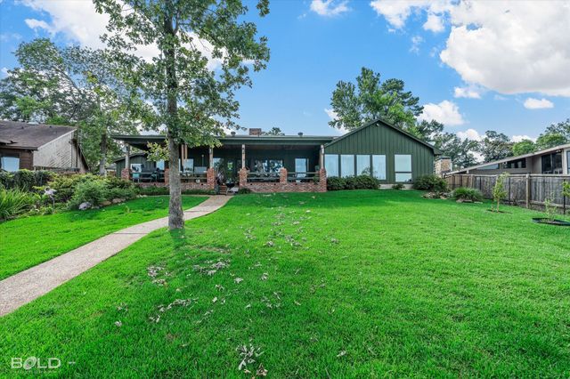 1821 Willow Point Drive, Shreveport, LA 71119