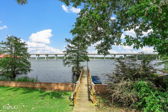 1821 Willow Point Drive, Shreveport, LA 71119