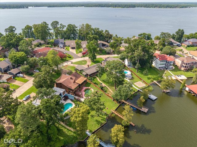 1821 Willow Point Drive, Shreveport, LA 71119